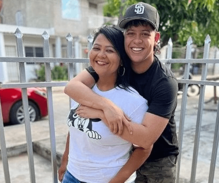 Casa por cárcel, al cantante vallenato LauisRa Solano, por apuñalas a su manager