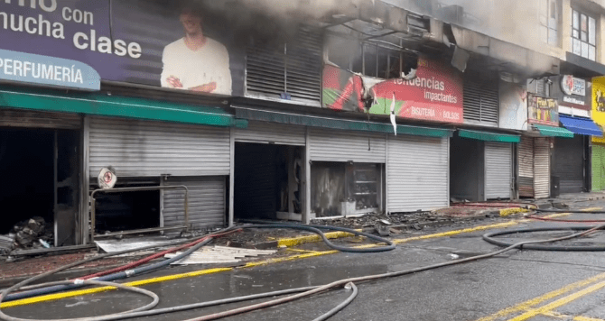 Voraz incendio en el centro de Cali, afectó gravemente a 250 establecimientos comerciales