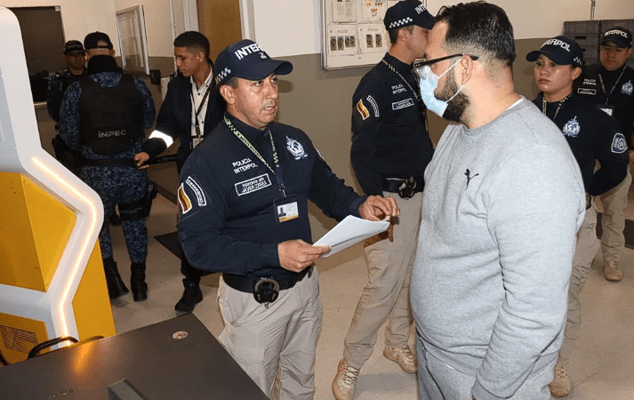 Dabbinson Niño, primer colombiano extraditado a Estados Unidos, por vender fentanilo