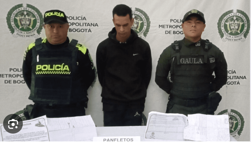 Capturado un sujeto quien estaría extorsionando y amenazando con panfletos del Tren de Aragua en el centro de Bogotá