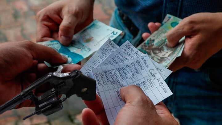 Mujer se debate entre la vida y la muerte en Barranquilla, luego de que un pagadiario le dispara en la cara por una deuda que no era de ella