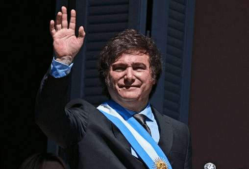 ¿Funcionará el plan del presidente Milei para reconstruir la economía de Argentina?