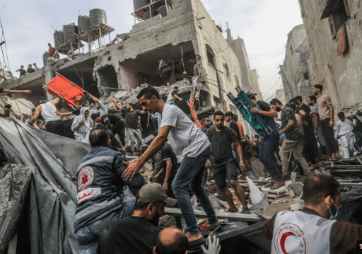 Por lo menos 200 personas muertas en menos de 24 horas en Franja de Gaza