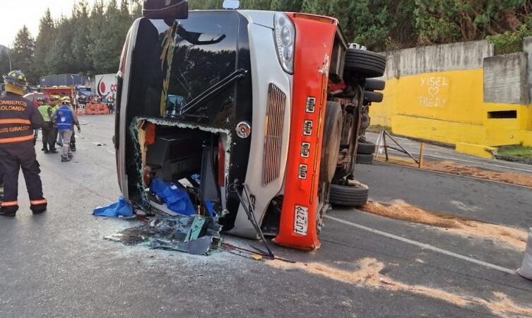 Fueron identificadas las víctimas del terrible accidente del bus de la empresa Flota Magdalena en la Línea