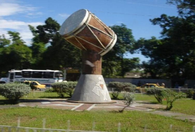 En el municipio de El Espinal, una menor de 3 años, falleció luego de ser arrollada por un carro de mensajería