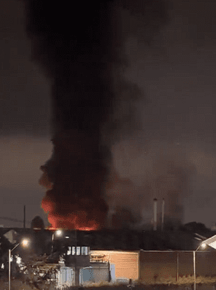 Explosión en fábrica provocó incendio en Funza, por fortuna no hubo heridos