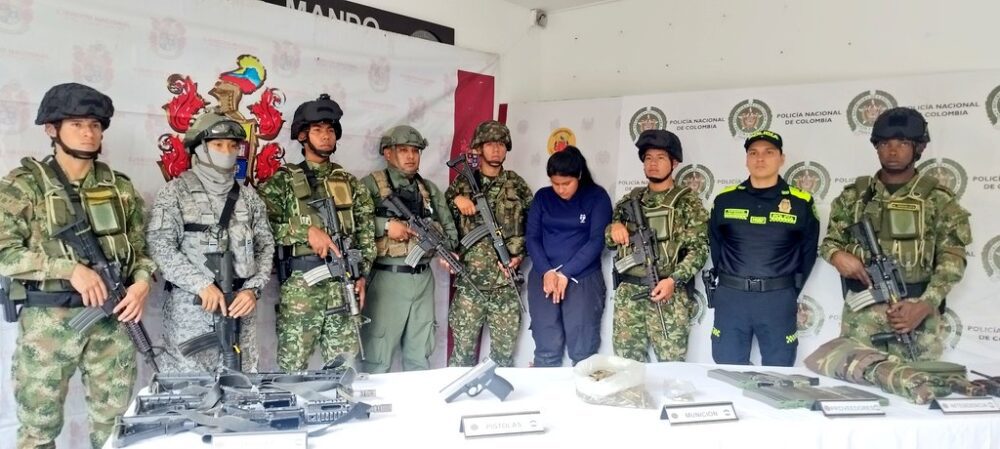 Ejército Nacional captura a dos integrantes de la Comisión Ismael Ruiz Farc-EP y recupera a un menor