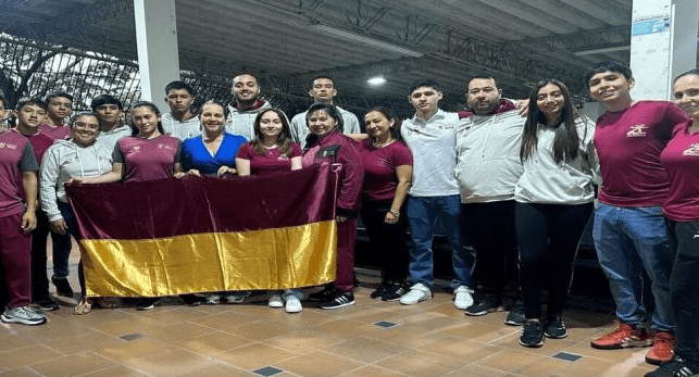 «Deportistas del Tolima Compiten en la Copa Élite Nacional de Esgrima en el Valle del Cauca»