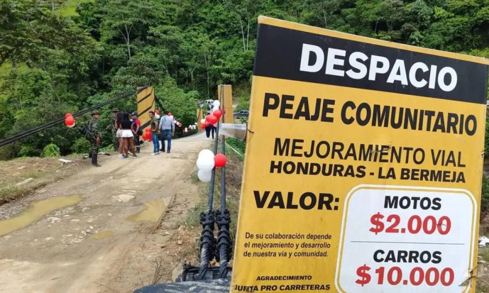 Controversia por el puente inaugurado por la Guerrilla General del Ejército dijo que se aprovecharon de la situación.