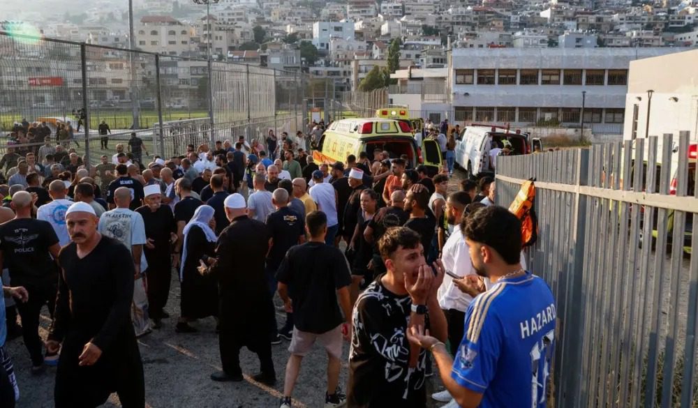 Ataque en el Líbano deja más de 10 muertos en un campo de fútbol en Israel.