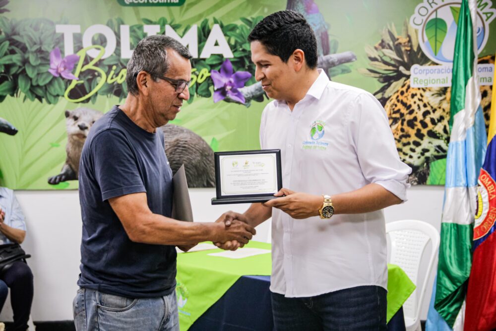 Cortolima entregó avales a 26 nuevos Negocios Verdes