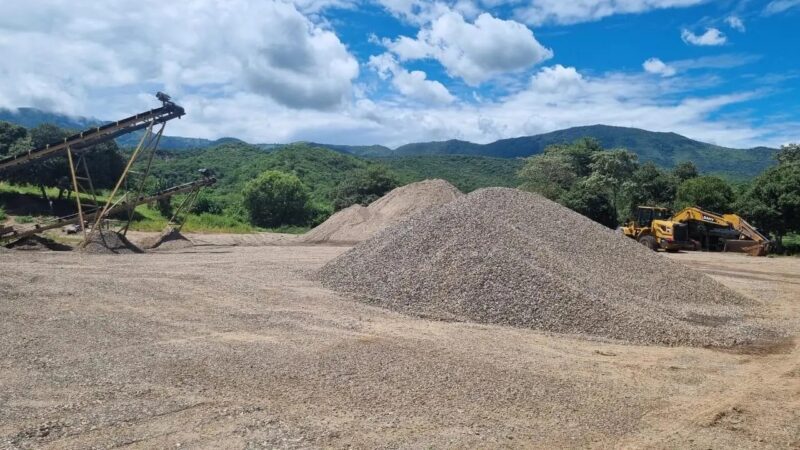 Por graves daños ambientales, suspenden minería en Cundinamarca