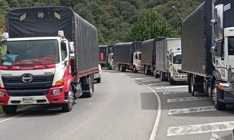 Camioneros del Tolima no harán parte del Paro Nacional