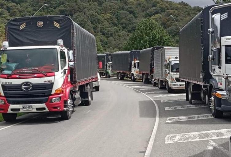 Camioneros del Tolima no harán parte del Paro Nacional