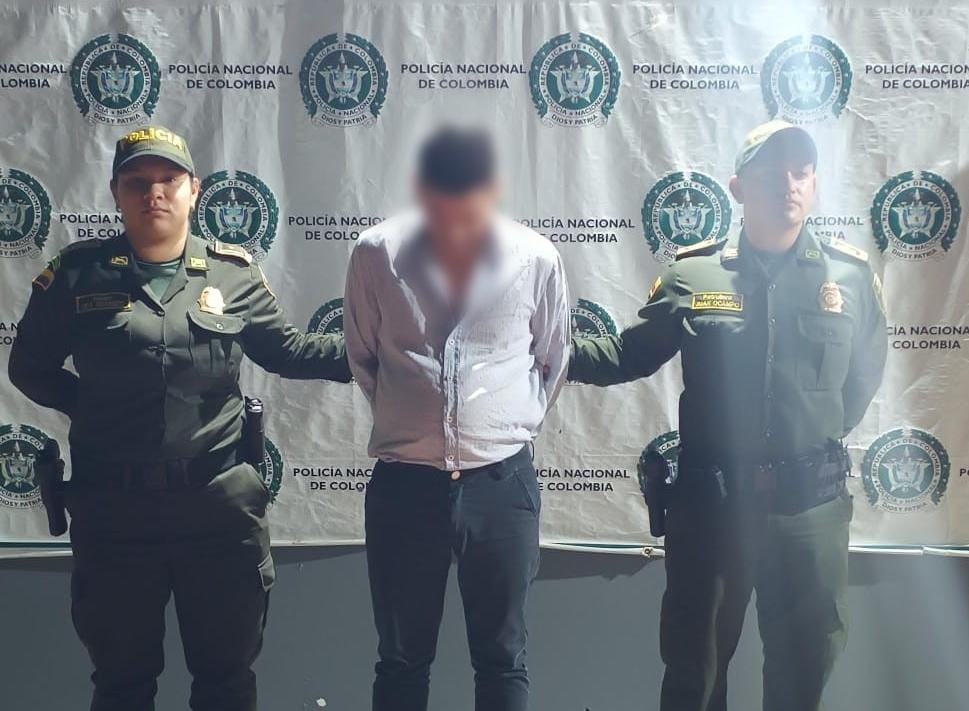 EN ROVIRA, POLICÍA TOLIMA LOGRÓ LA CAPTURA DE UN SUJETO REQUERIDO POR LAS AUTORIDADES DE BOGOTÁ