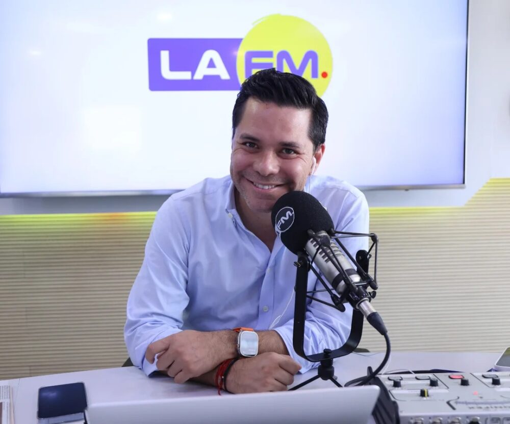 Luis Carlos Vélez dejará la dirección de La FM el próximo 15 de octubre