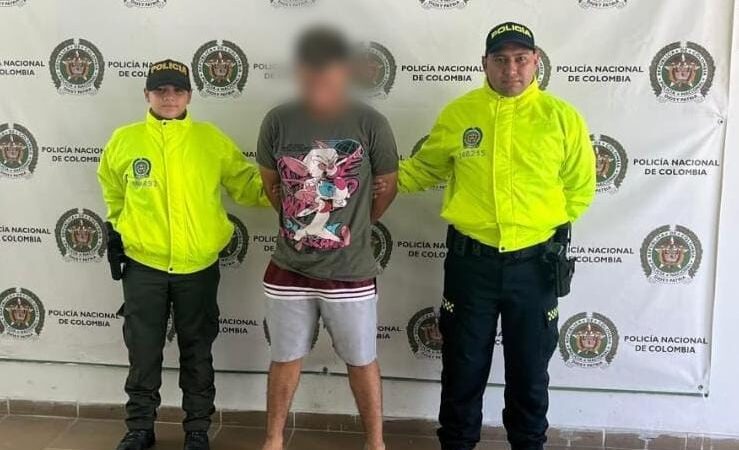 Capturan a hombre por los delitos de homicidio y porte ilegal de armas de fuego