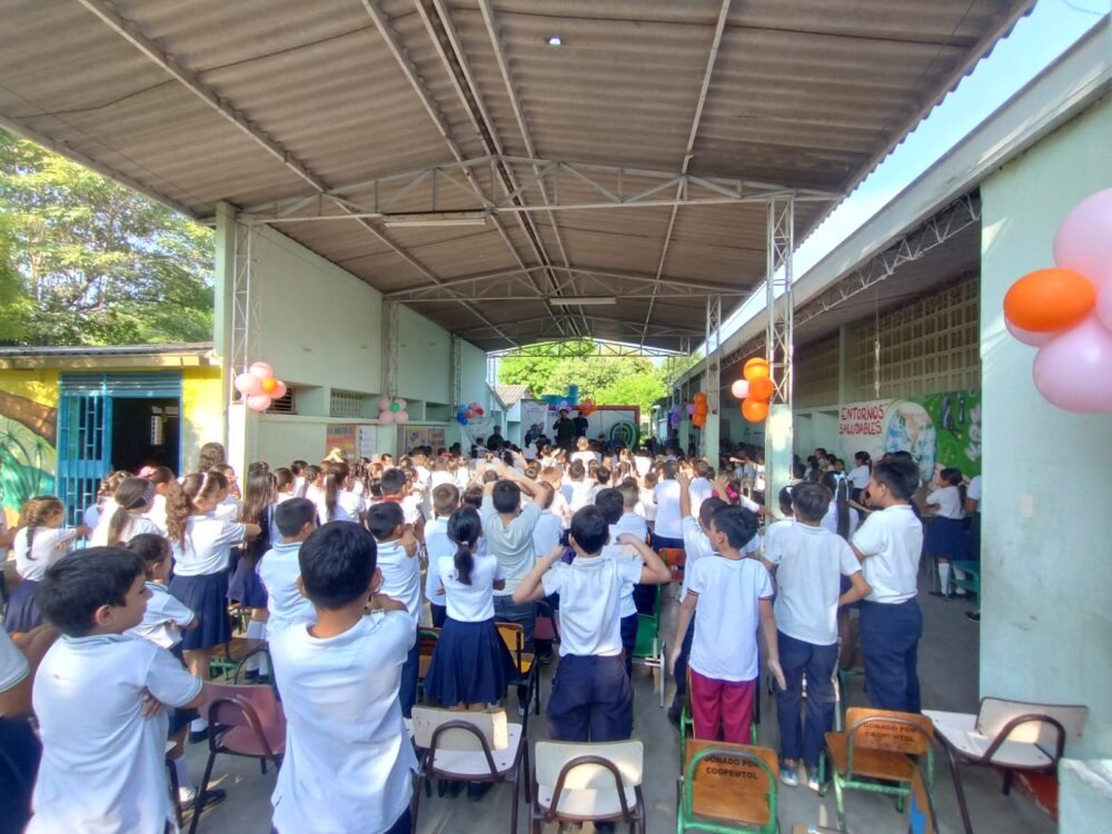 Más de 700 estudiantes participan en la campaña de prevención de drogas en San Luis con la campaña FIVE