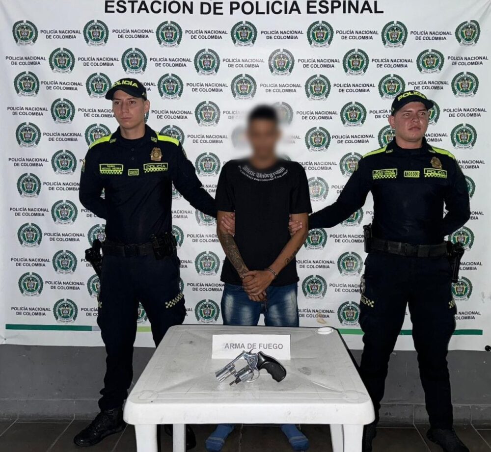 Capturan un sujeto con un revólver ‘hechizo’ en El Espinal