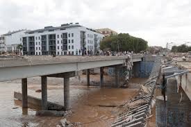 Alerta roja en el litoral sur de Valencia por riesgo de intensas tormentas