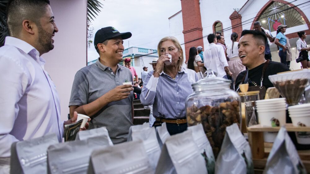 Cortolima visibiliza apuesta por innovación y sostenibilidad en Feria Internacional de Café en Planadas