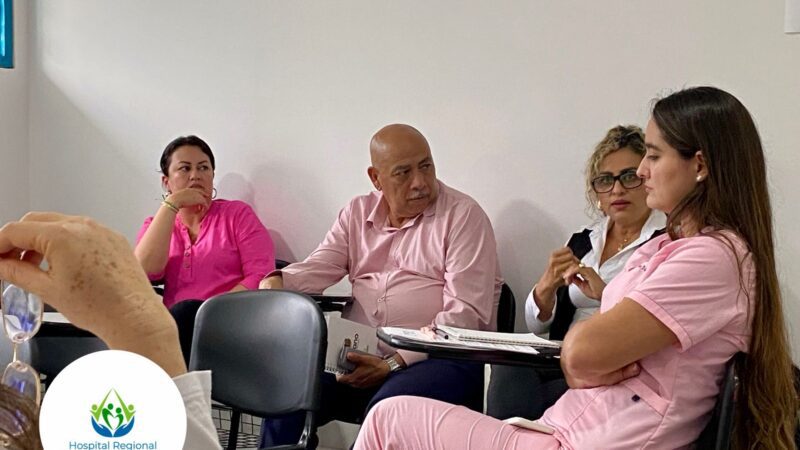 En un esfuerzo conjunto para fortalecer la prevención y vacunación contra la fiebre amarilla, el Hospital Regional Alfonso Jaramillo Salazar y la Alcaldía Municipal realizaron una reunión clave en la que se definieron estrategias para proteger a la comunidad.