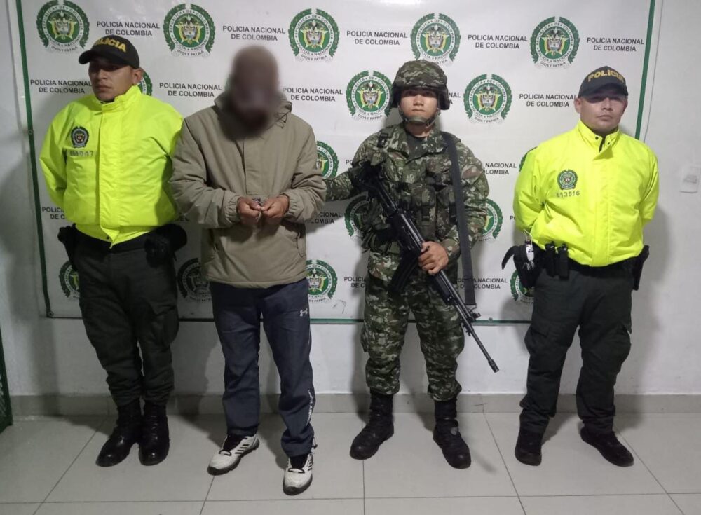 Capturan a hombre requerido por violencia intrafamiliar en Murillo