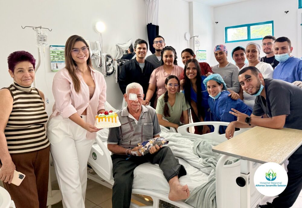 Hospital Alfonso Jaramillo Salazar celebró la vida de Don Rosendo en su cumpleaños