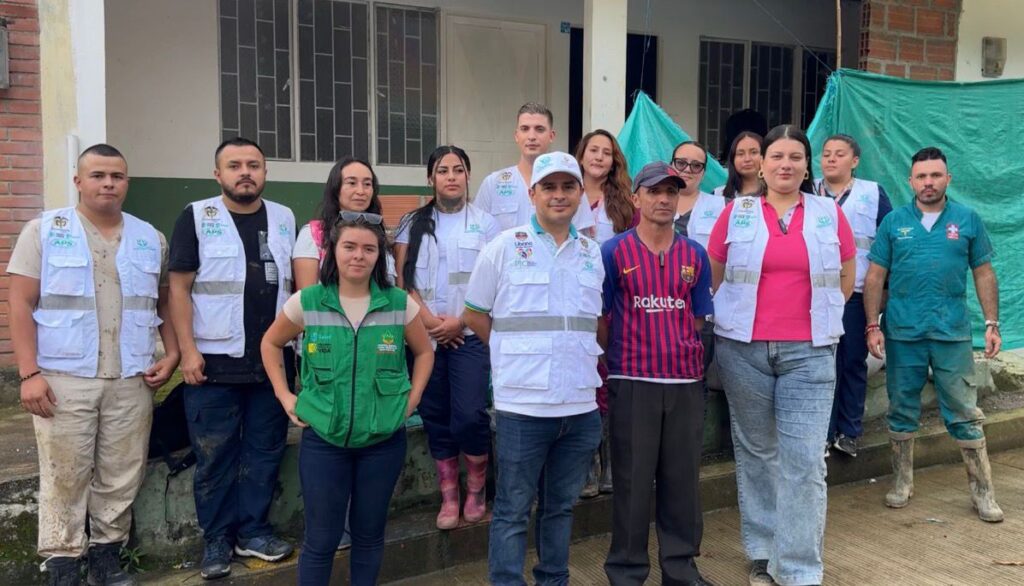 EQUIPO MÉDICO EN EL CORREGIMIENTO