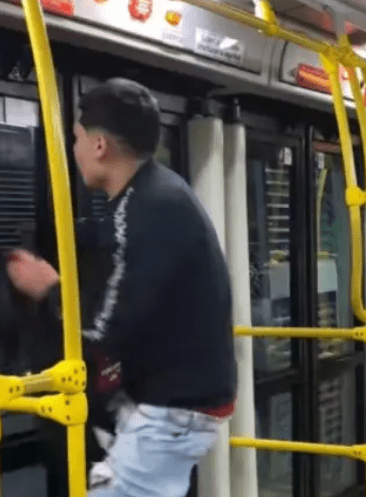 Momento de tensión en TransMilenio tras presunto hurto dentro de un articulado