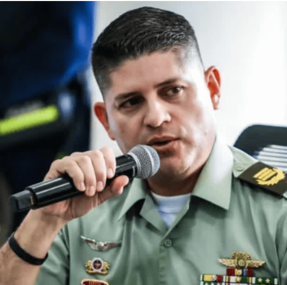 Delincuentes suplantan al comandante de la Policía Tolima a través de WhatsApp