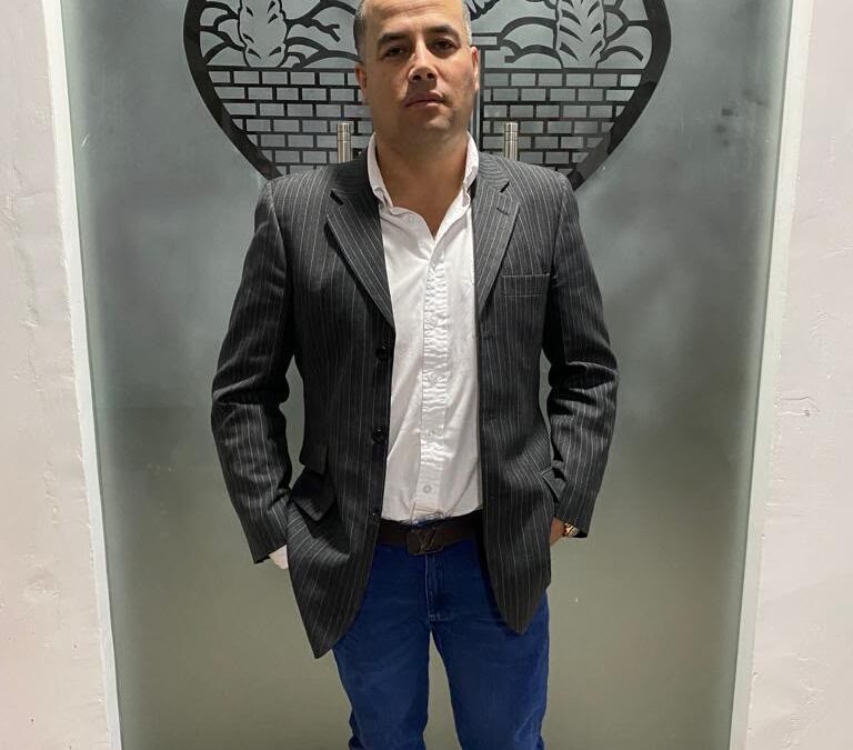 🚨 ¡Sorpresiva renuncia en el Concejo del Líbano! Ferdinando Arbeláez deja su cargo