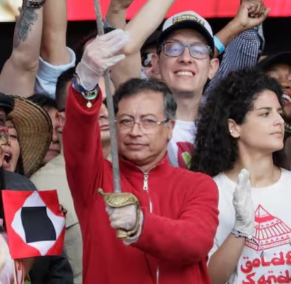 Petro encabezará recorrido con la espada de Bolívar hacia la Quinta de Bolívar en su despedida del Gobierno