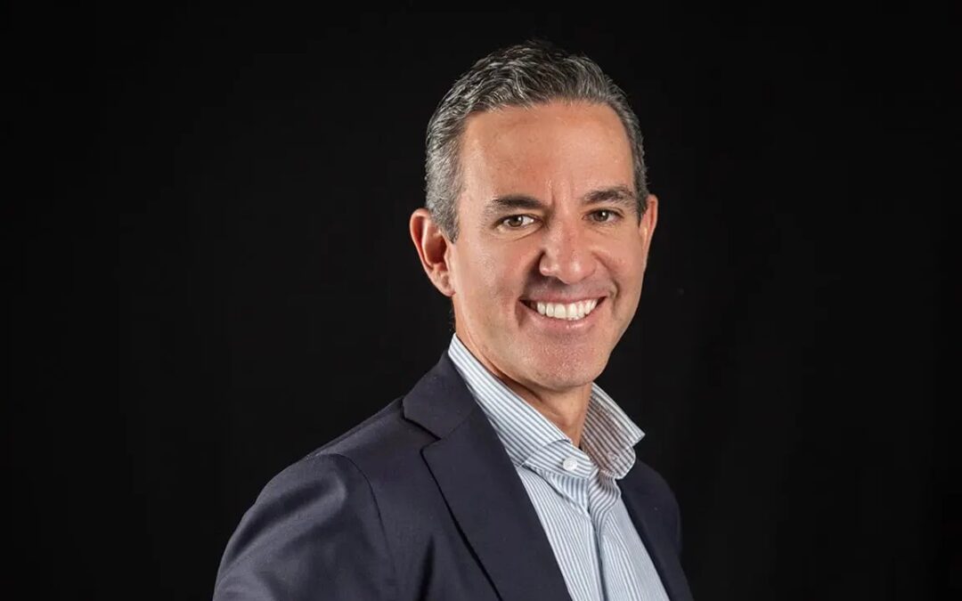 Colombiano David Vélez llega a la junta directiva de OpenAI y fortalece el vínculo entre la IA y el sector financiero