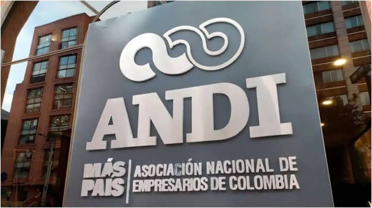 La ANDI acepta la renuncia de Bruce Mac Master y prepara la elección de su nuevo presidente